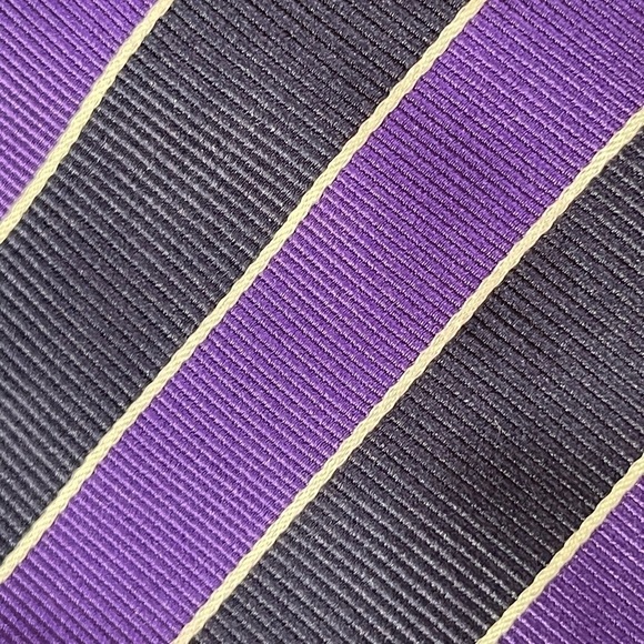 Charles Tyrwhitt Men’s 100% Silk Purple and Black Repp necktie London 58 inch - Picture 5 of 5
